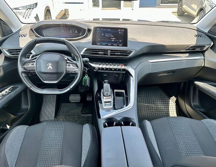 Peugeot 5008 2