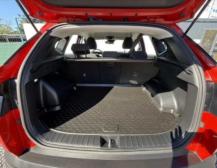 Hyundai Tucson 19