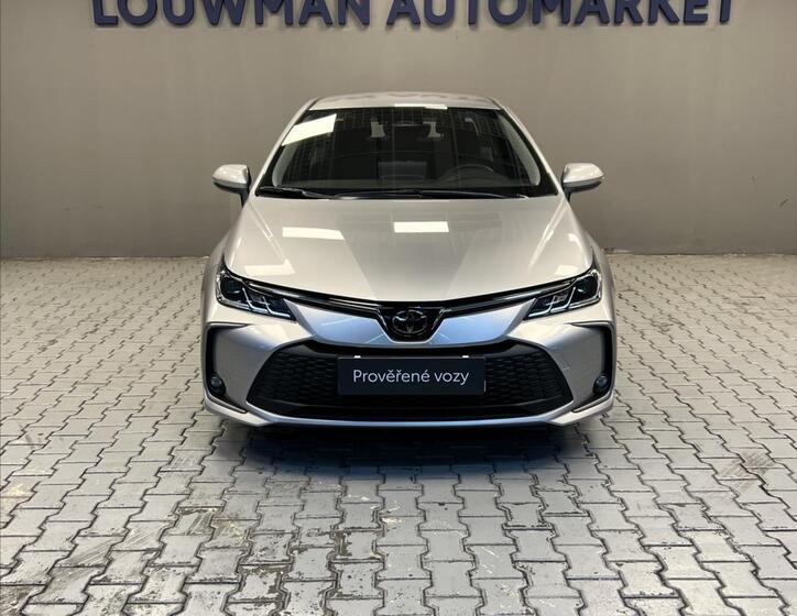 Toyota Corolla 4