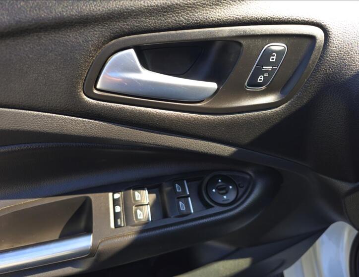 Ford Kuga 13