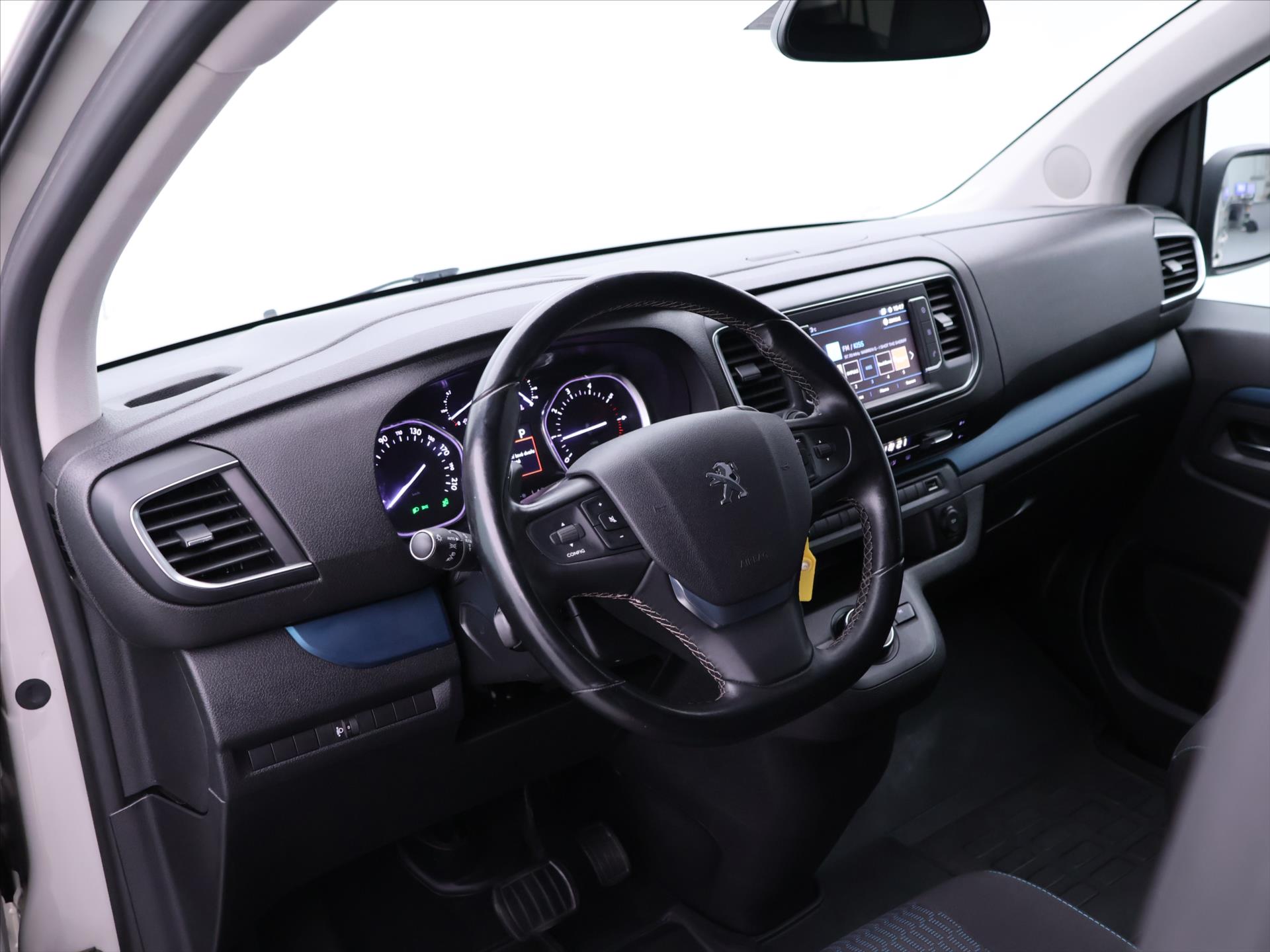 Peugeot Traveller