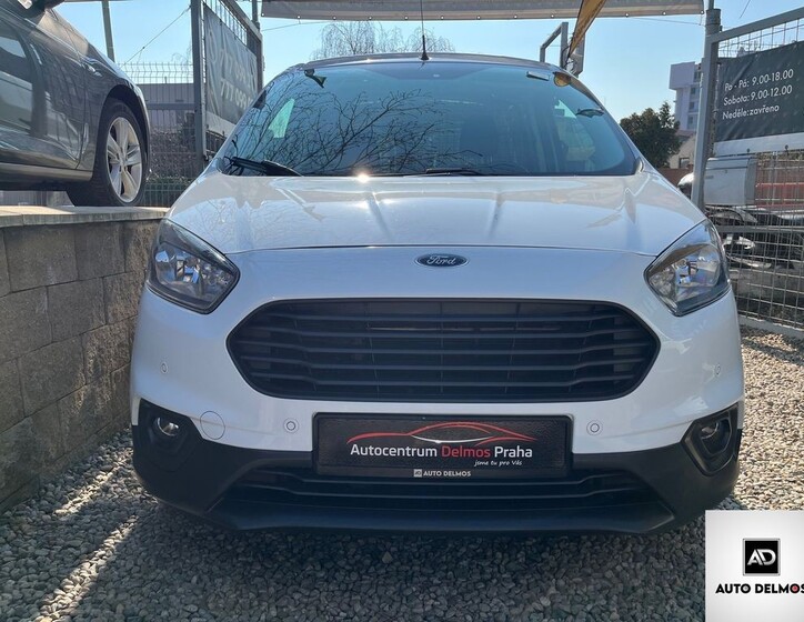 Ford Transit Courier 51