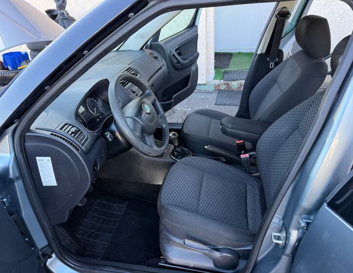 Škoda Roomster 7