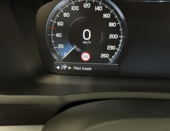 Volvo XC90 14