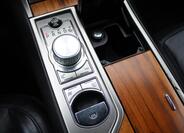 Jaguar XF 22