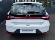 Hyundai i20 8