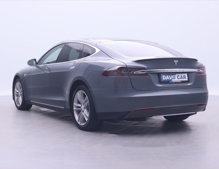 Tesla Model S 5