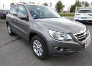 Volkswagen Tiguan 1