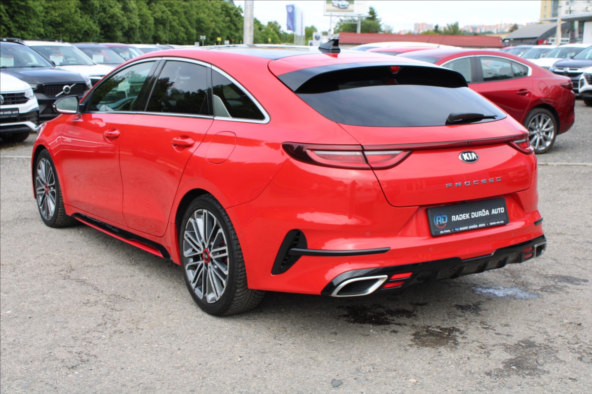 KIA ProCeed