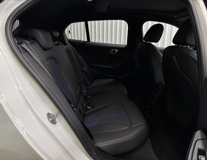 BMW Řada 1 53