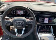 Audi Q8 13
