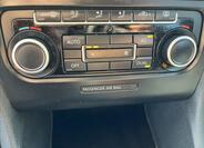Volkswagen Golf 16