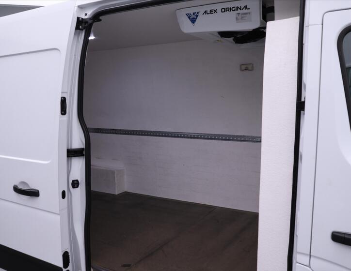 Renault Master 12