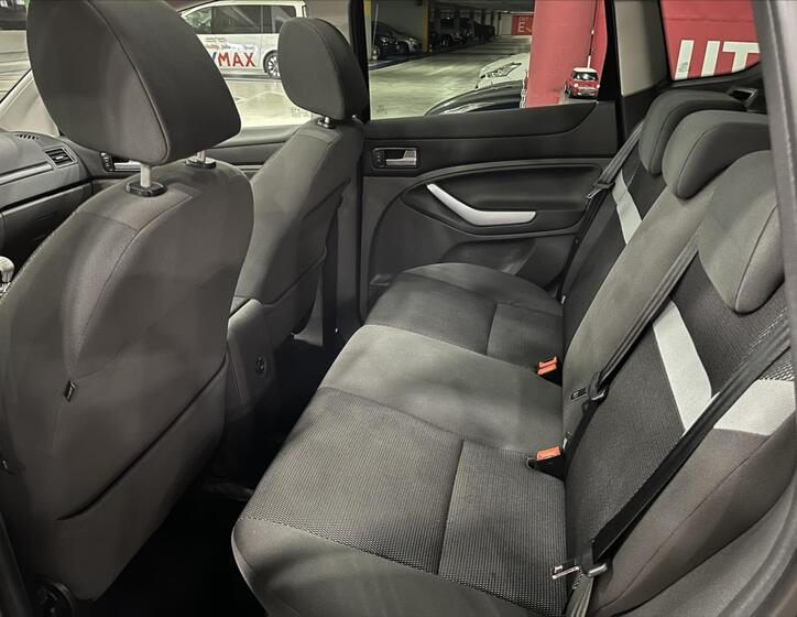 Ford Kuga 16