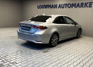 Toyota Corolla 2