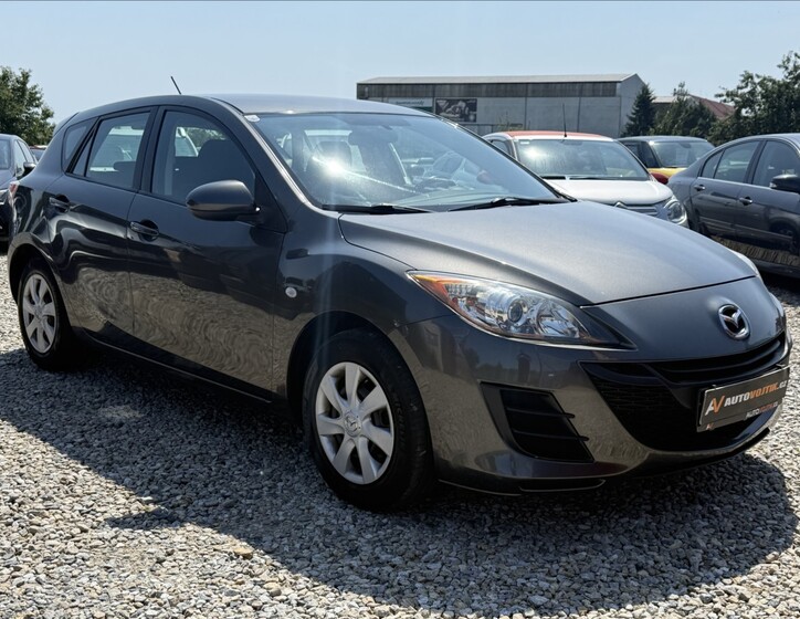 Mazda 3 3