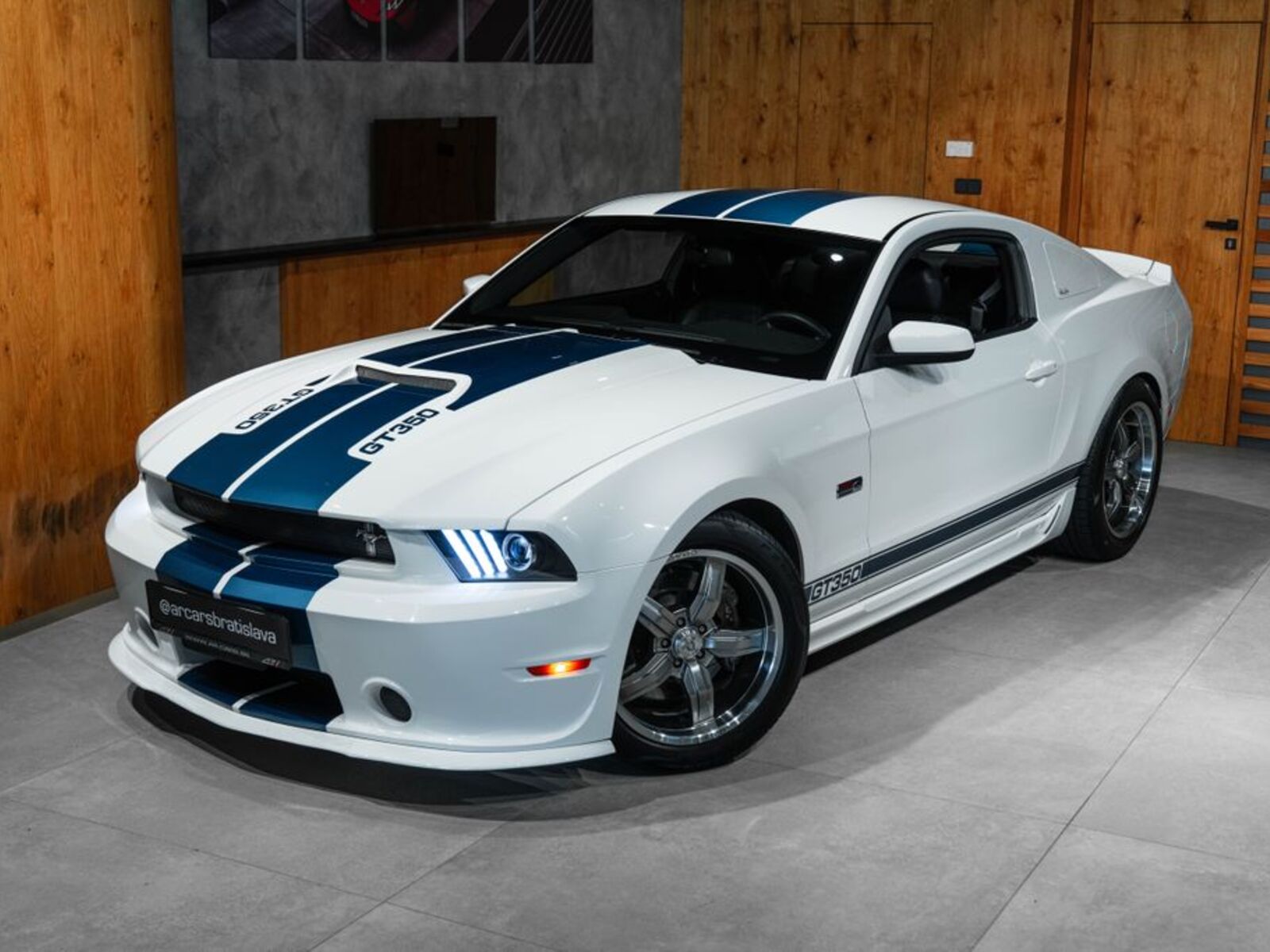 Ford Mustang 14