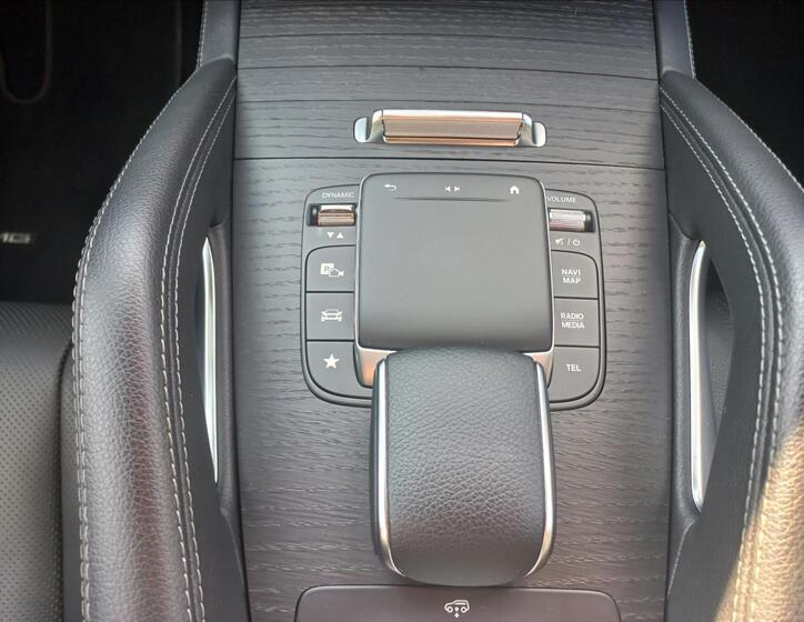 Mercedes-Benz GLE 11