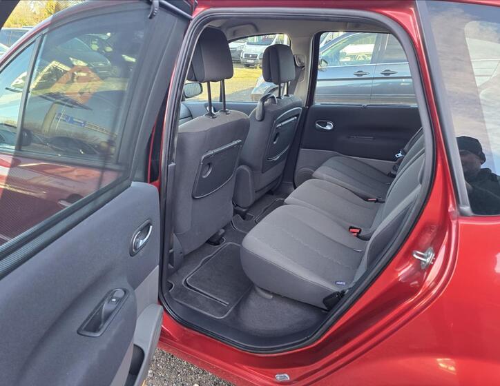 Renault Scénic 9