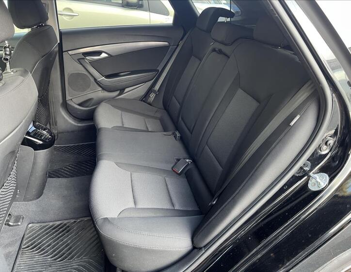 Hyundai i40 16