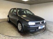 Volkswagen Golf 1