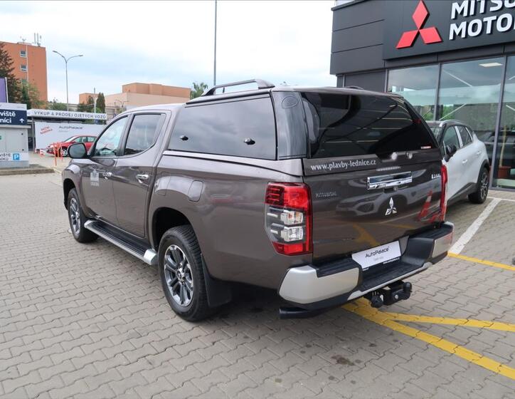 Mitsubishi L200 6