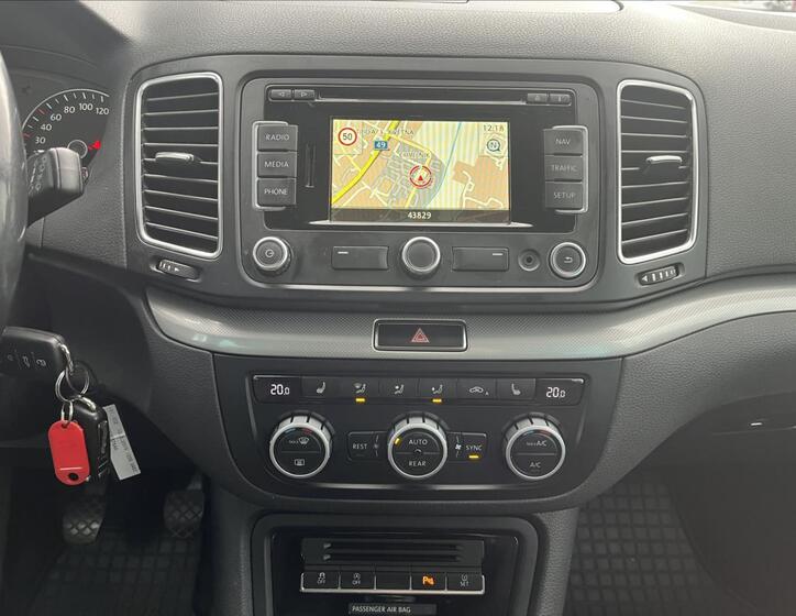 Volkswagen Sharan 15