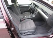 Volkswagen Passat 11