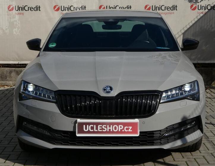 Škoda Superb 2