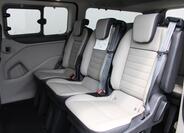 Ford Tourneo Custom 12