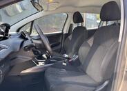 Peugeot 2008 11