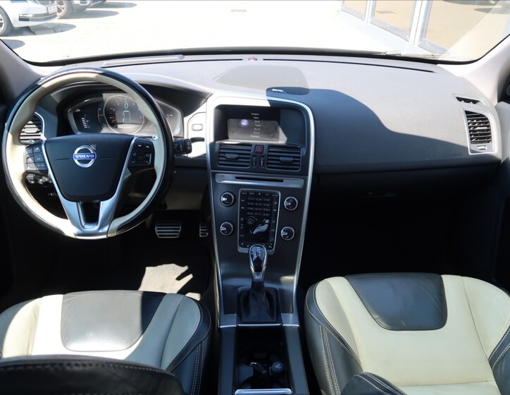 Volvo XC60 7