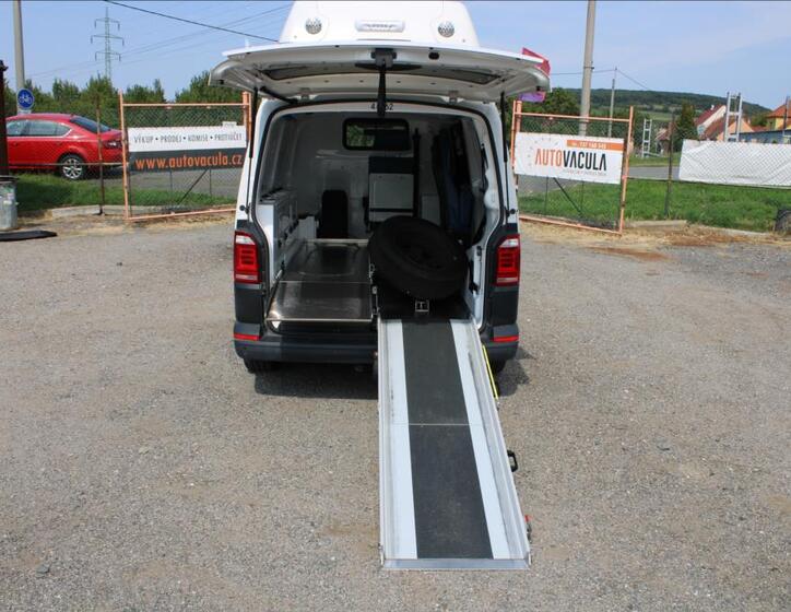 Volkswagen Transporter 13