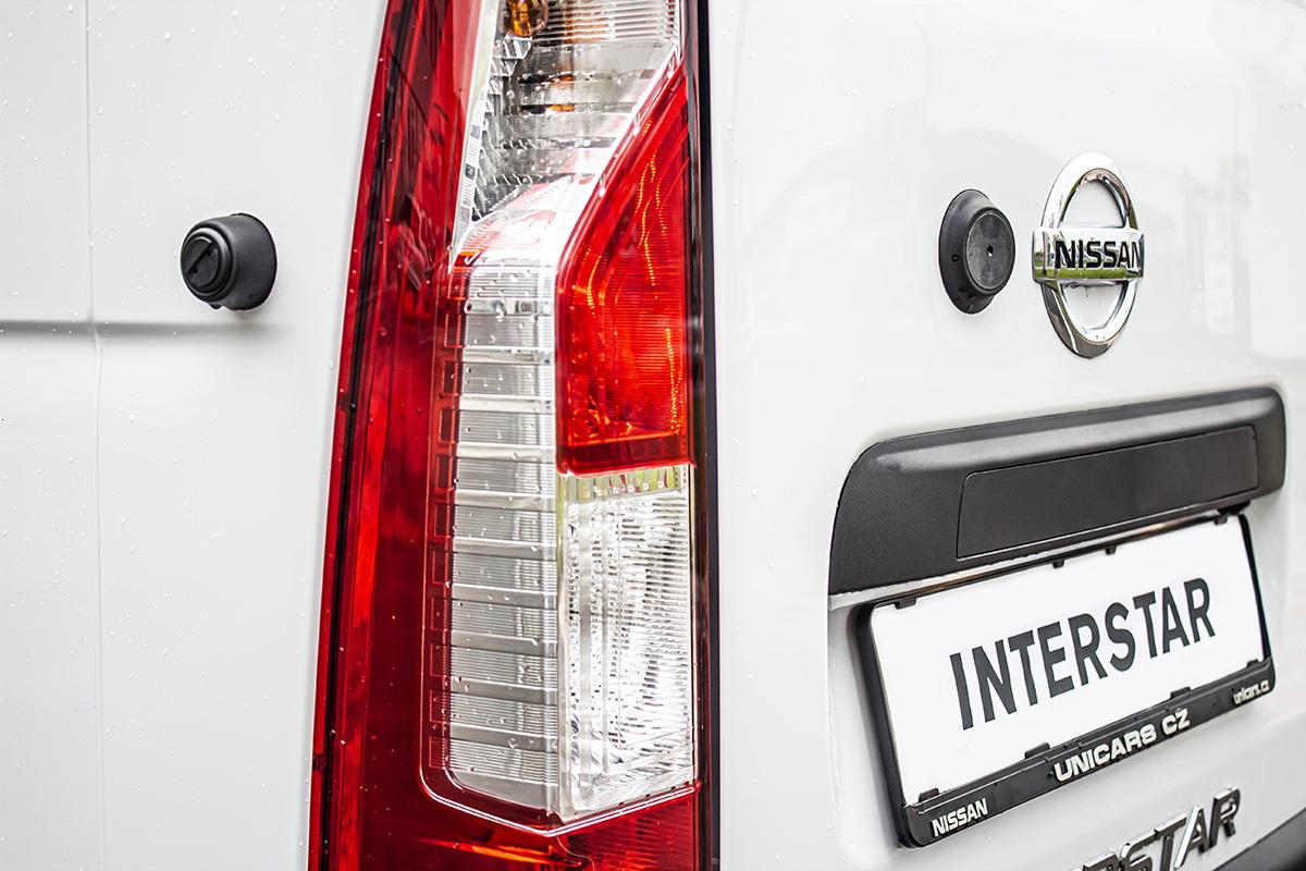 Nissan NV400