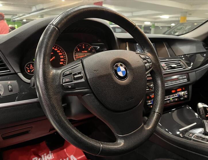 BMW Řada 5 16