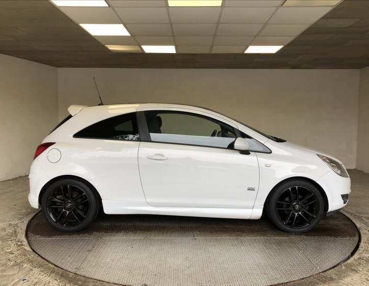 Opel Corsa 8