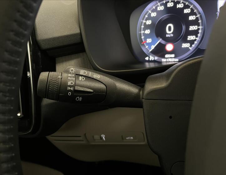 Volvo XC40 19