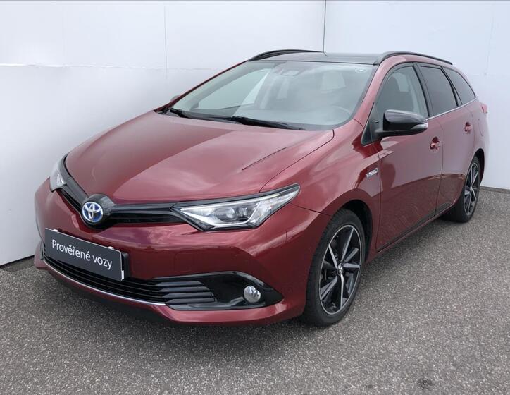 Toyota Auris 1