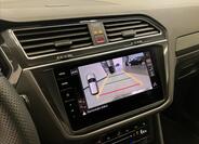 Volkswagen Tiguan 8