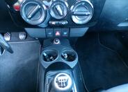 Volkswagen New Beetle 9