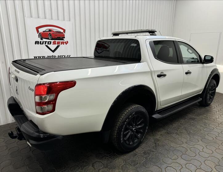 Mitsubishi L200 8