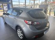 Mazda 3 4