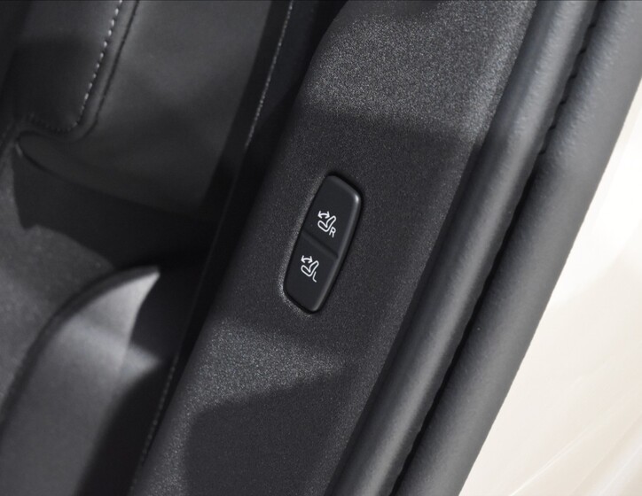 Volvo EX90 20