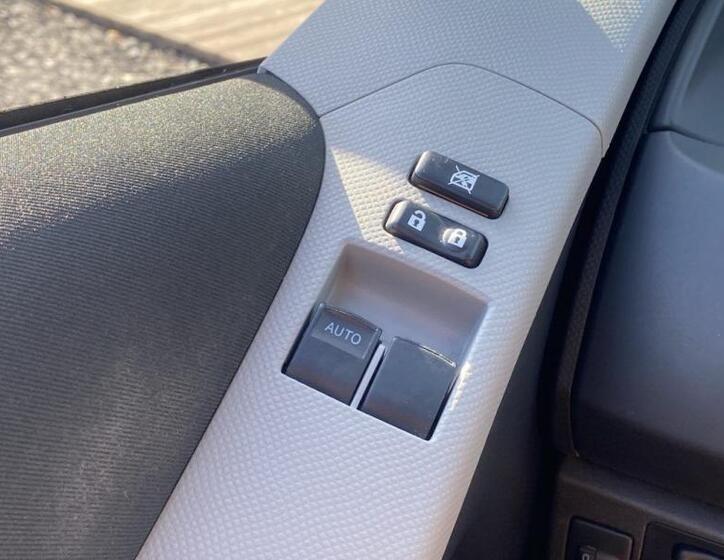 Toyota Yaris 37