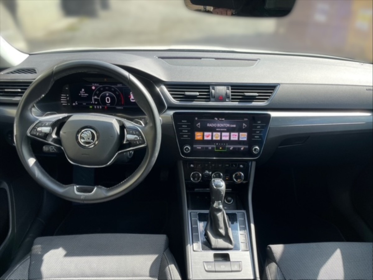 Škoda Superb