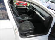 Volkswagen Passat 11