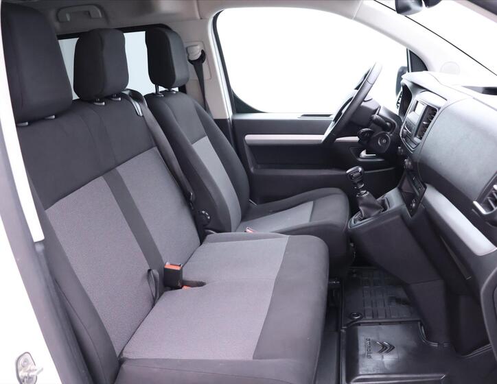 Citroën SpaceTourer 14