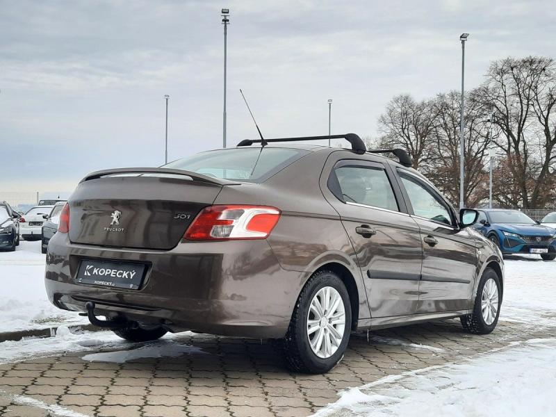 Peugeot 301