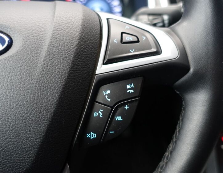 Ford Galaxy 28