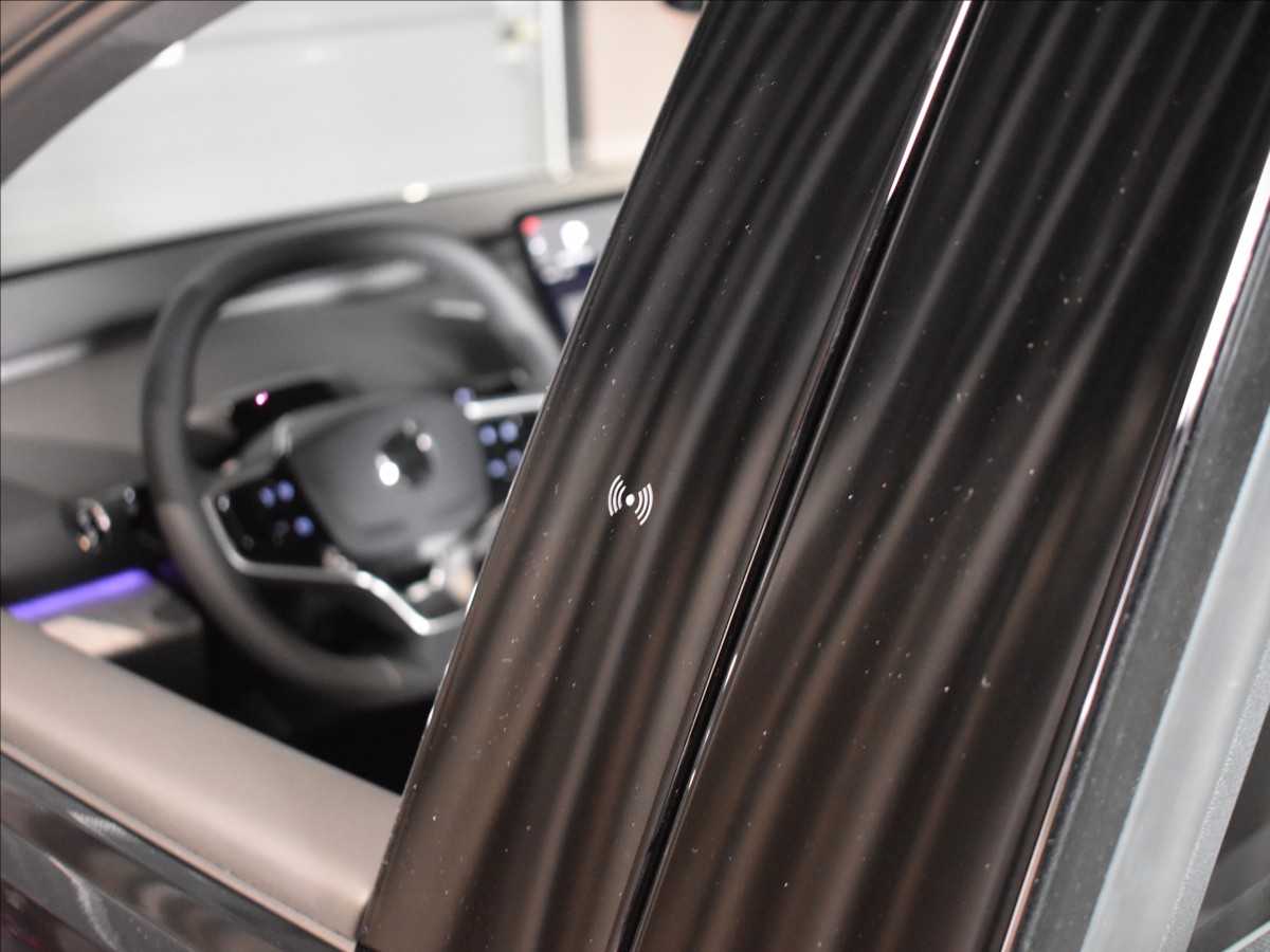 Volvo EX30